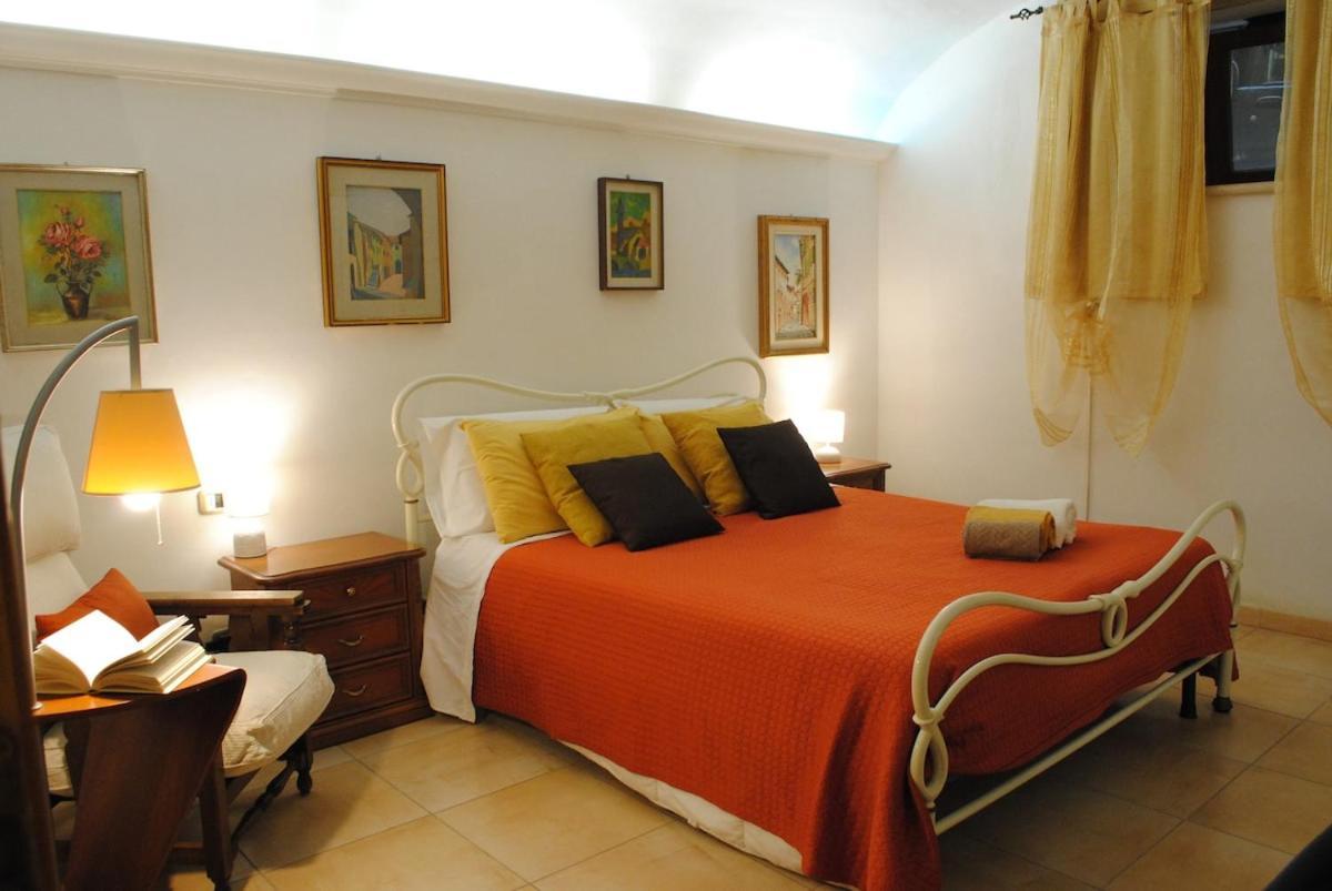 Apartamento Casa Delia Pitigliano Exterior foto